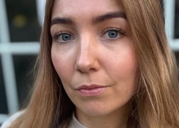 I Dyed My Hair Mocha Mousse & I Love The Rich Tones