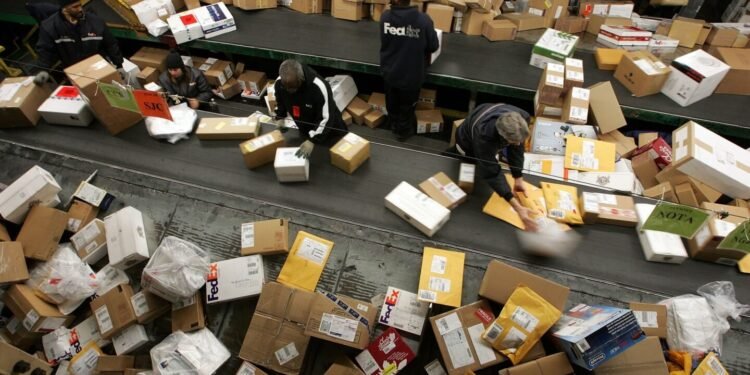 FedEx mailroom