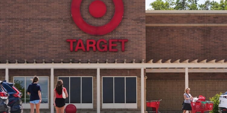 Target beat low earnings expectations as sales continue to fall