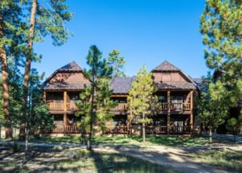 The Best Places to Stay Near Bryce Canyon National Park