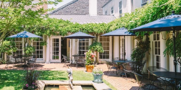 11 Best Hotels in Newport, Rhode Island, for a New England Escape