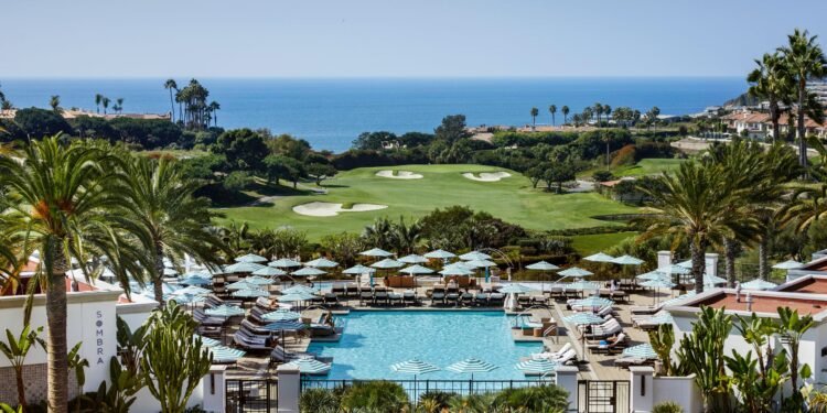 23 Best Luxury Family Resorts in the US and Caribbean