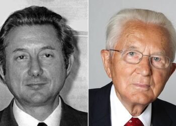 Warring brothers: Theo Albrecht, left, and his brother Karl founded the supermarket