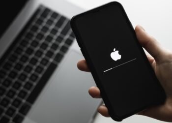 Here's Everything New in iOS 26.1