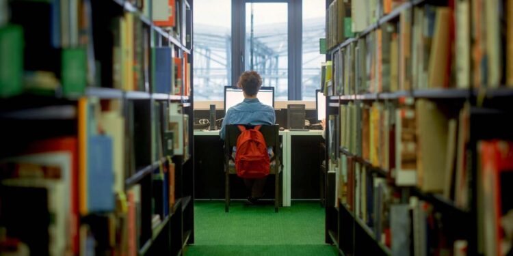 How to Harness the 'Primacy Effect' to Remember Information Better