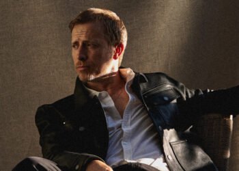 How to Nail Rugged Fall Style in 3 Moves & 3 Outfits