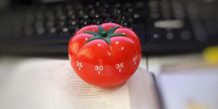 How to Use the Pomodoro Method to Study More Efficiently