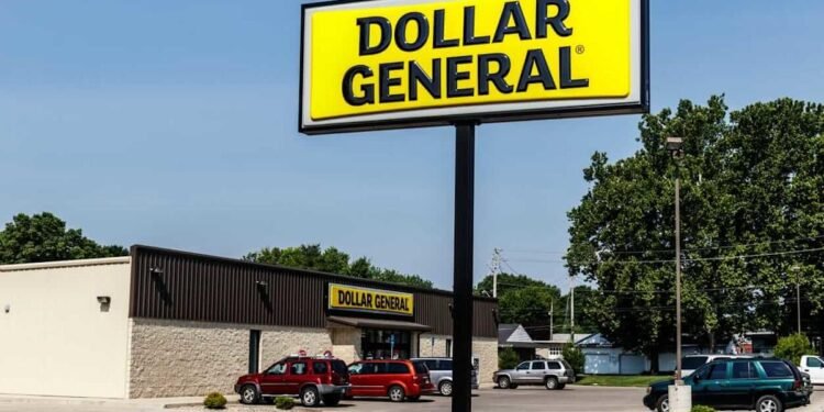 Is Dollar General Stock Outperforming the S&P 500?