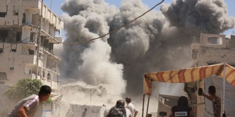 Israel intensifies Gaza City bombing as Rubio arrives