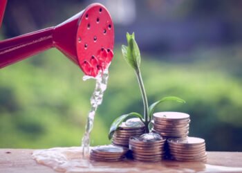 Evergreen private credit fund strategies could be a "magnet" for retail capital going forward, a new report by KBRA has found.