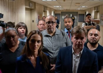 New York Democratic politicians arrested at ICE jail in Manhattan