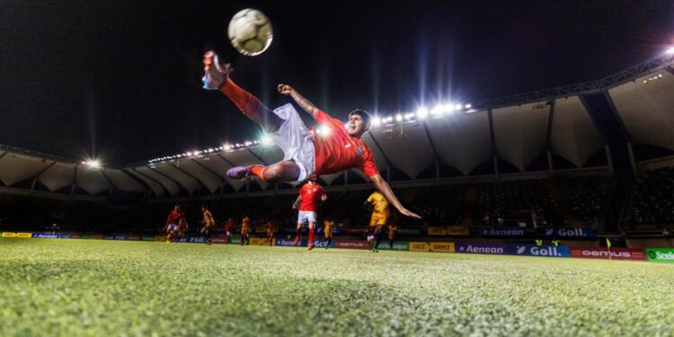 Roundup: World Cup Tix, a New iPhone, Gold Fever & Pumpkin Spice