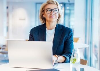 Tech, Trust & AI: Leadership in the Digital Era