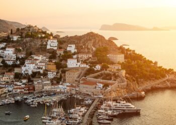 The Best Greek Islands to Visit in 2025