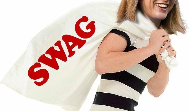 Fears that Chancellor Rachel Reeves could cut the tax-free lump sum is leading to some savers rashly taking theirs while they can, experts warn