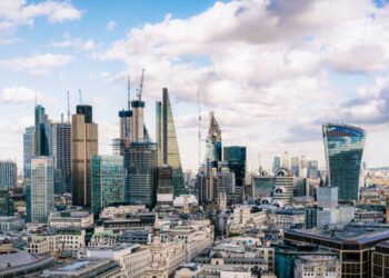 UK economic growth stalls in July