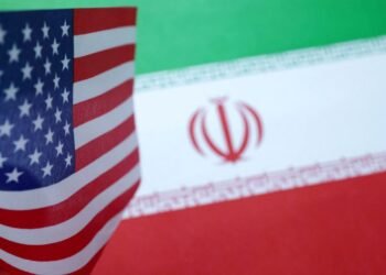 US to deport hundreds of Iranians after deal with Tehran, Iranian official says