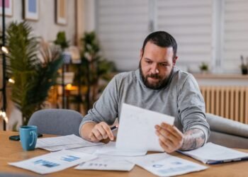 Weekly Mortgage Rates Fall to 11-Month Low, Sparking Refinances