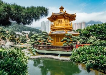 24 Best Things to Do in Hong Kong