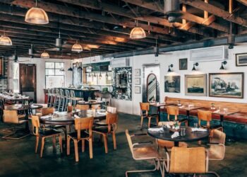 41 Best Restaurants in Charleston, From Raw Bars to Barbecue Joints