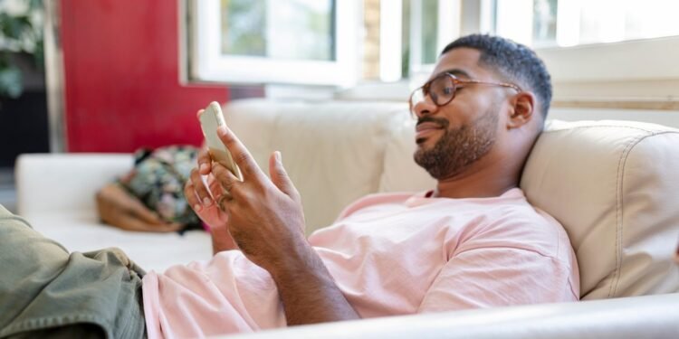 7 upcoming spot Solana ETFs (and their fees/promotions)