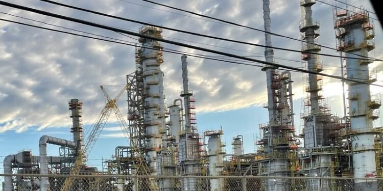 Big Oil earnings expected to edge up as analysts eye 2026 outlook