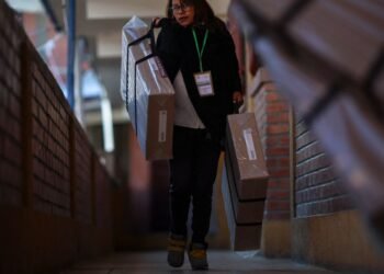 Bolivia votes in runoff election, marking pro-market shift and US embrace
