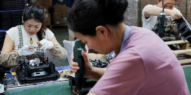 China factory activity stumbles as export orders dry up