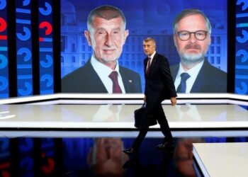 Czechs head to polls as frontrunner Babis promises more spending, less Ukraine aid