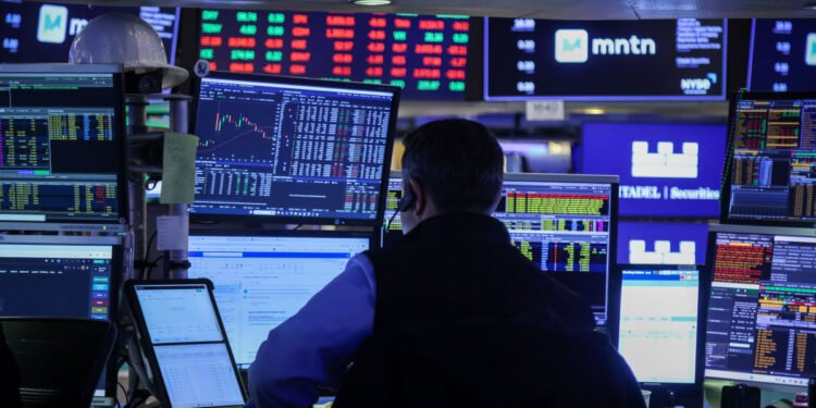 Fed Decision Looms Heavy As Megacap Earnings from Microsoft, Alphabet, and Meta Await