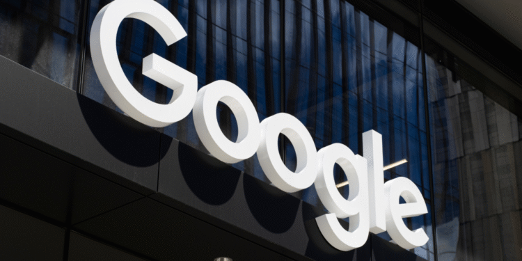 Google Says Androids Get 58% Fewer Scam Texts Than iPhones, but I Have Some Questions