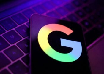 Google says hackers are sending extortion emails to executives