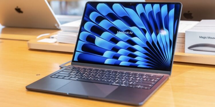 Here’s When You’ll Be Able to Buy the M5 MacBook Air