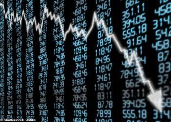 Storm clouds brewing? Financial experts say signs point to a possible stock market downturn