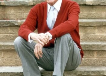 Jim Slater started investing around 1959, before the internet and before personal computers