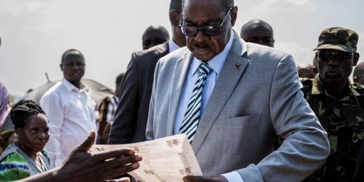 Malawi’s Mutharika sworn in for second term as president