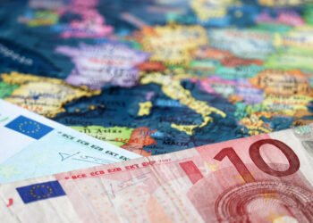Oaktree raises €200m for European CLO equity fund