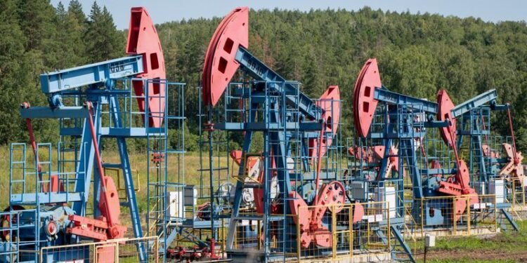 Oil steadies as US-China trade deal hopes counter demand concerns