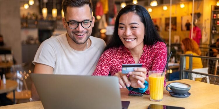 Two People, Many Credit Cards: How Couples Can Manage Credit Together
