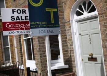 UK house prices rise in October, defying pre-budget nerves
