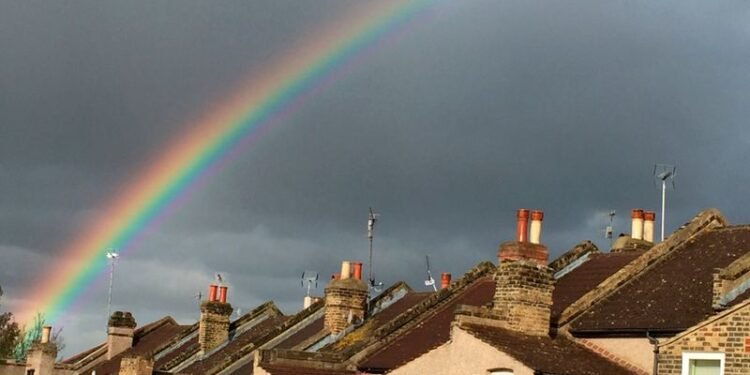 UK plans to cuts costs and delays in housing sales