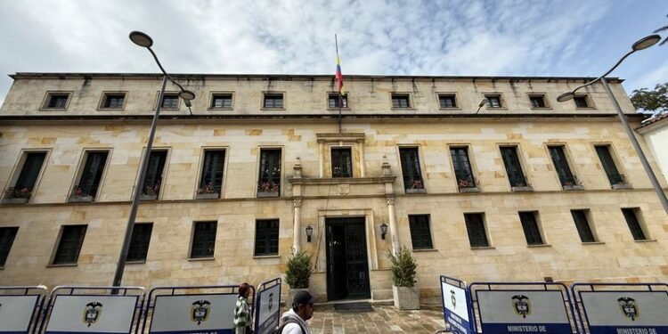 U.S. official made clear that decision on Colombia tariffs is Trump's-Colombia gov't