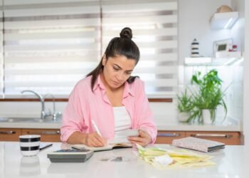 What’s the Best Way to Help a Family Member in Financial Straits?