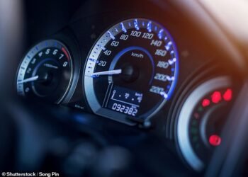 The latest analysis of more than 550,000 UK models between January and September found that 16.3% showed evidence of clocking or discrepancies in the car's VIN