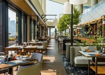 15 Best Hotels in Hong Kong for Legendary Luxury Stays and Boutique Hideaways