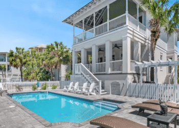 9 Best Airbnbs in Destin, Florida (2025​)