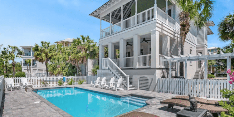 9 Best Airbnbs in Destin, Florida (2025​)