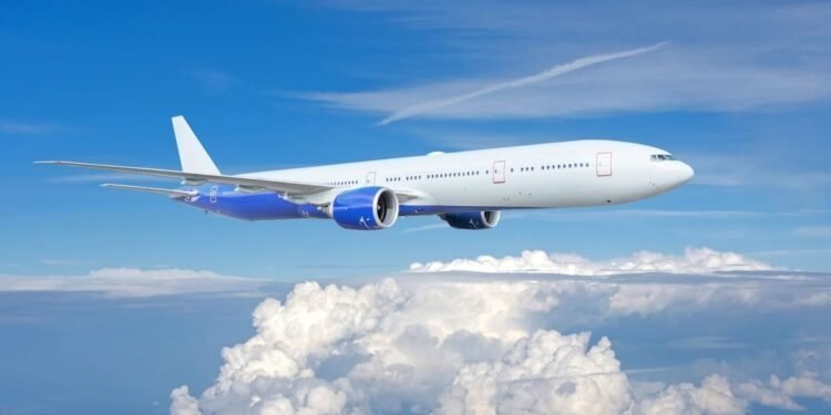 American Airlines Stock Is Down 28% in 2025 But Billionaire David Tepper Is Betting on a Turnaround