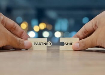 Amundi acquires stake in ICG under new long-term partnership