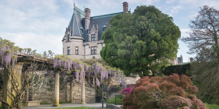 Condé Nast Traveler